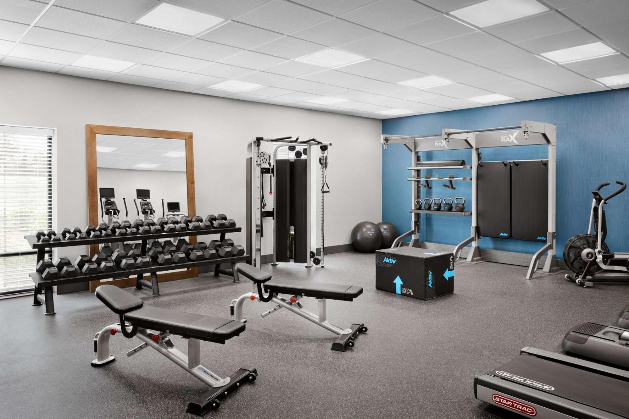 Pine Harbor Hampton Inn & Suites Charlotte Steele Creek Road, Nc מראה חיצוני תמונה
